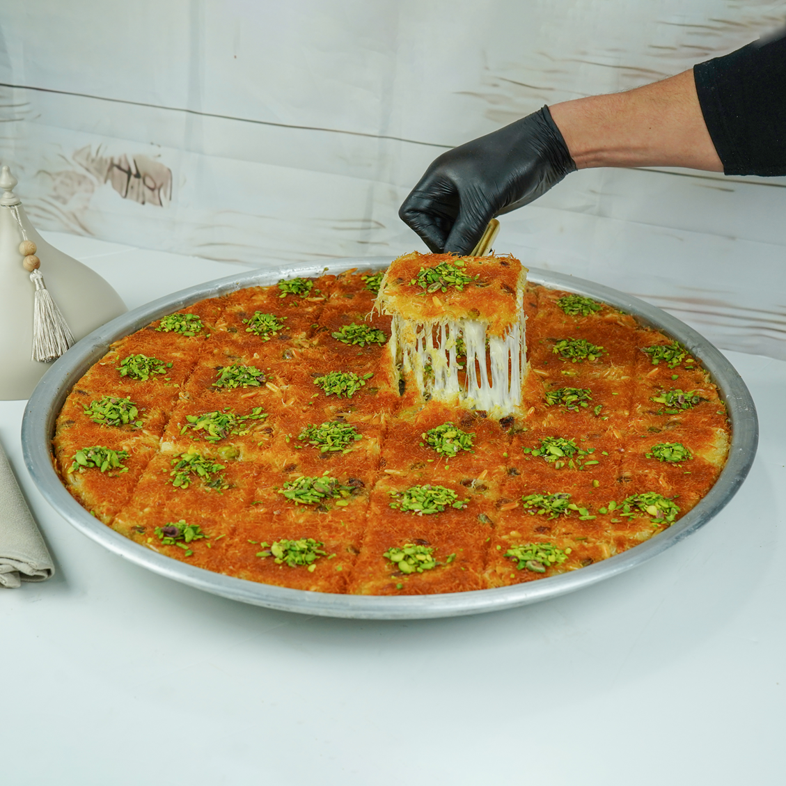 Royal rough kunafa