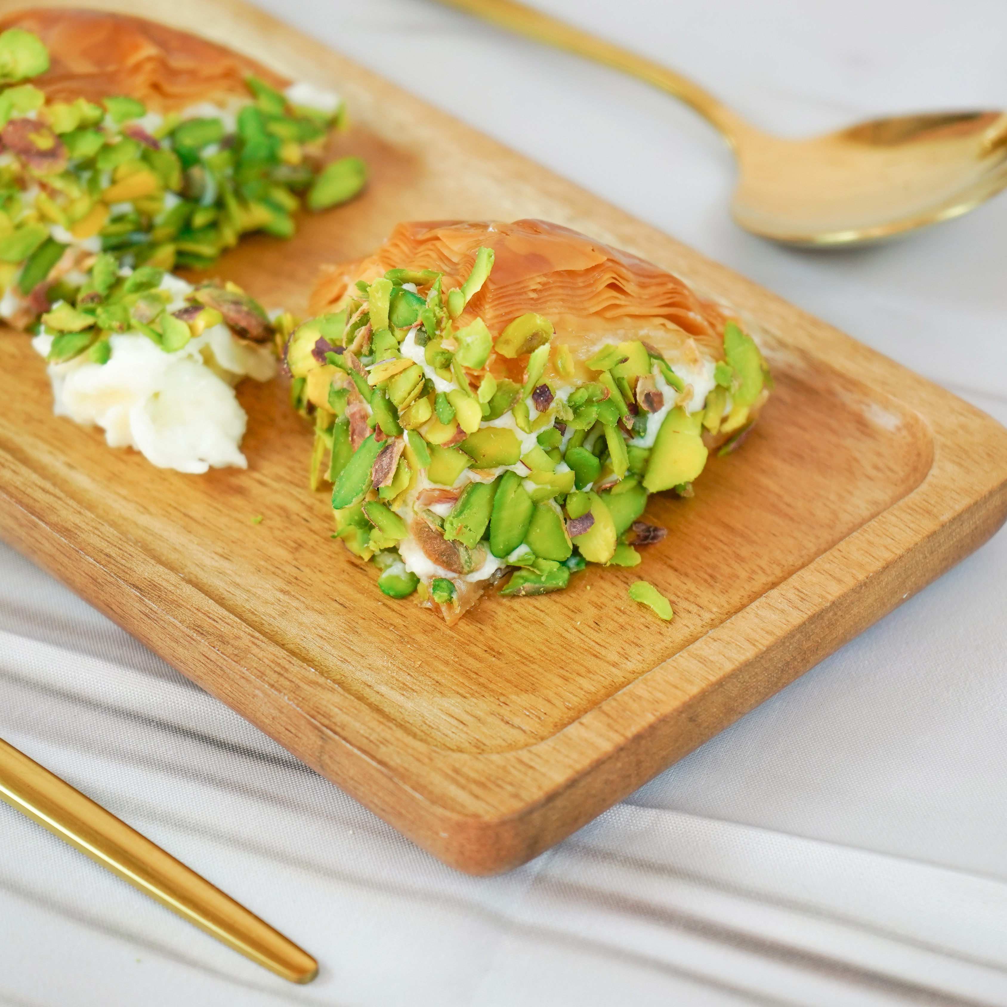 (Warbat (thm al-samka