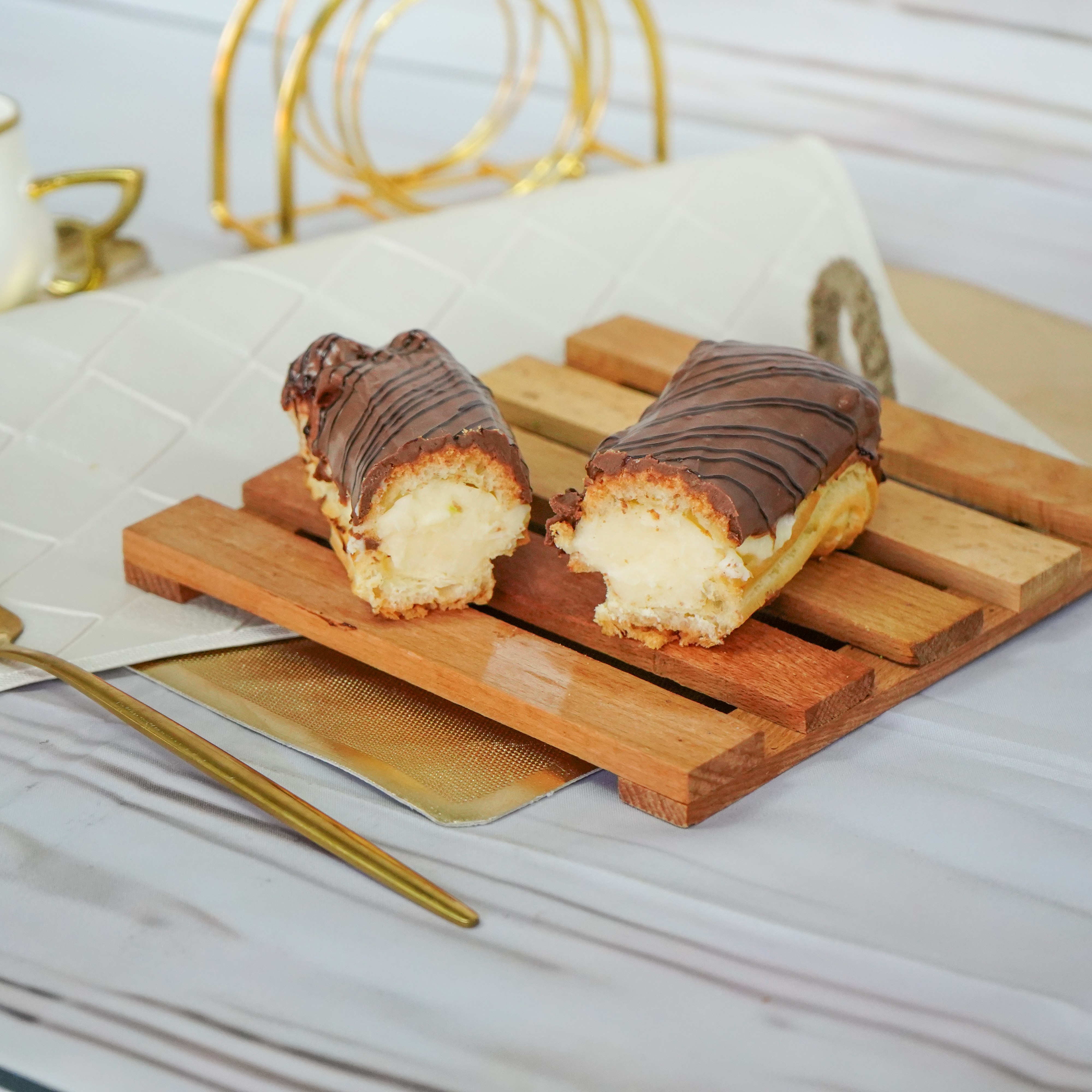  Chocolate Eclair