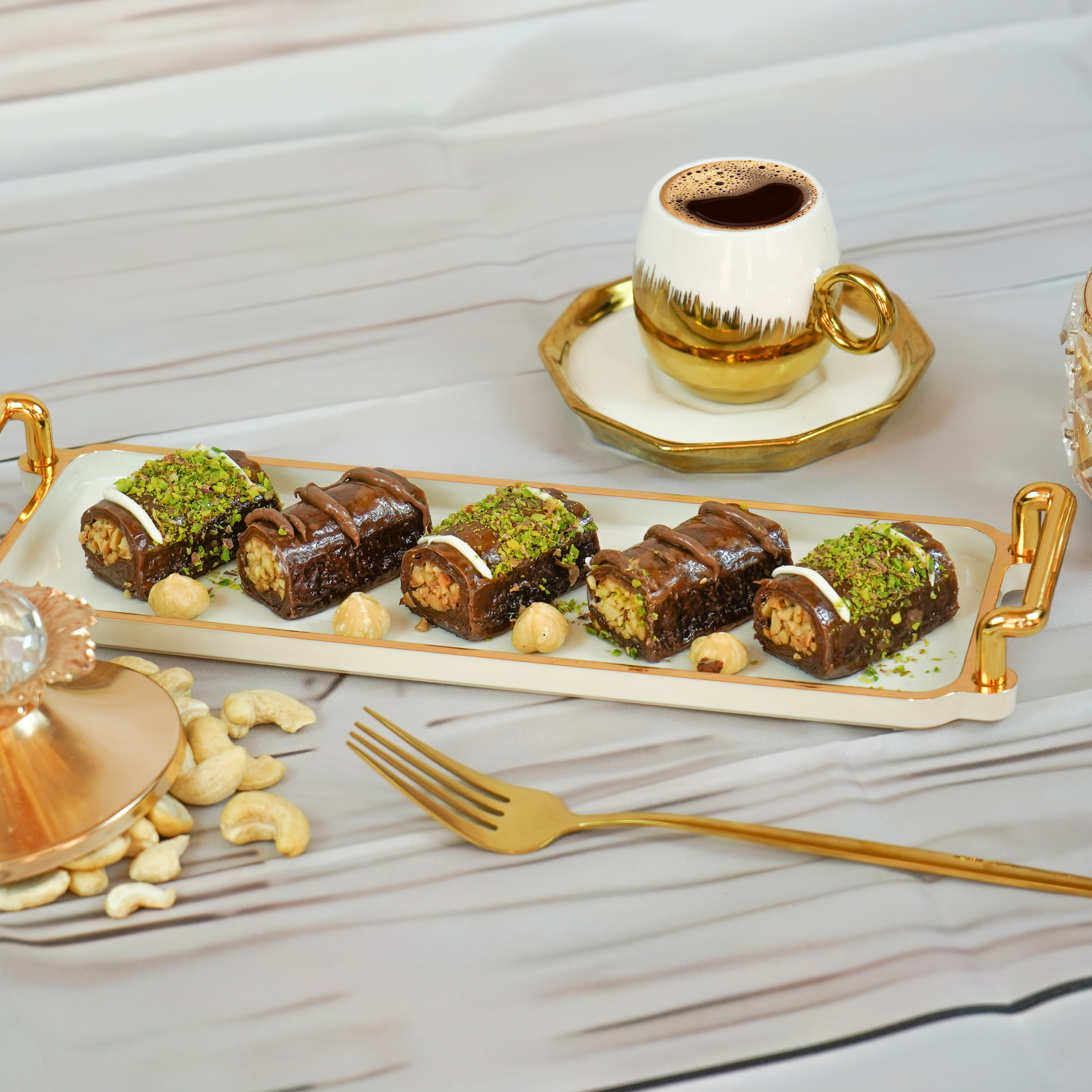 Cashew fingers with chocolate